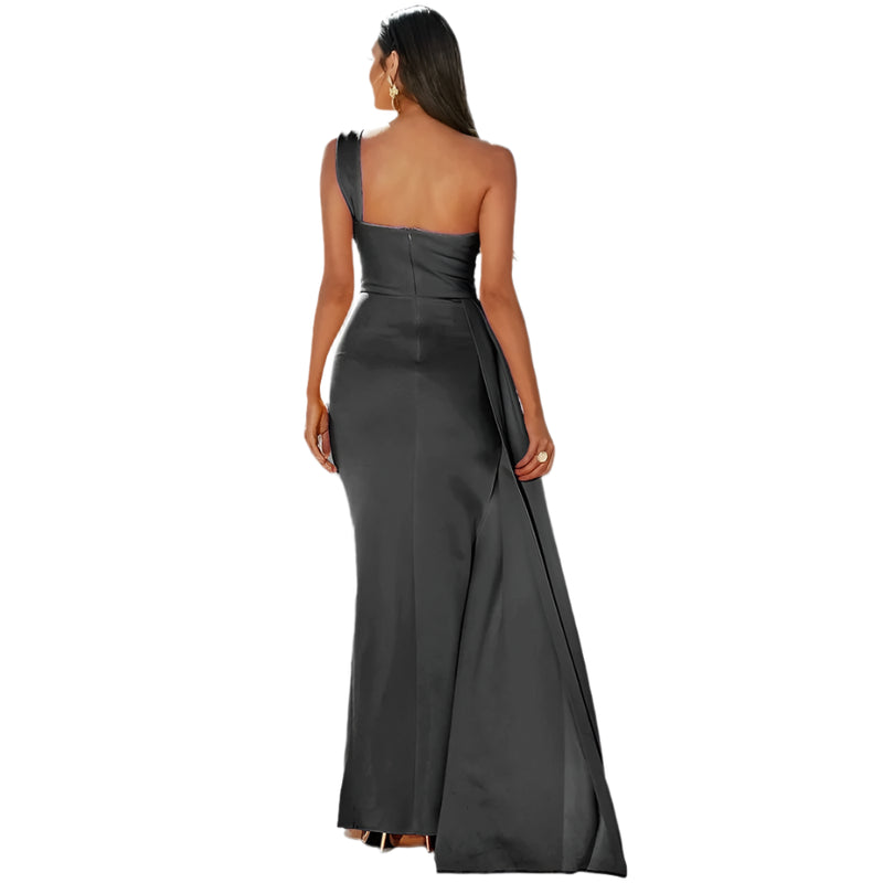 Evadore Gown