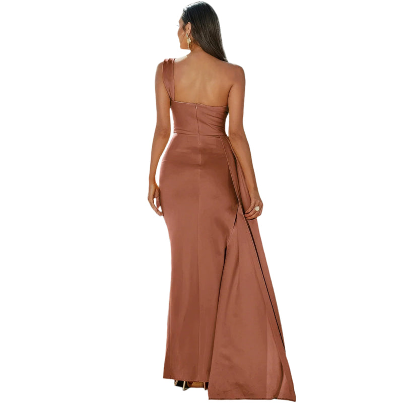 Evadore Gown